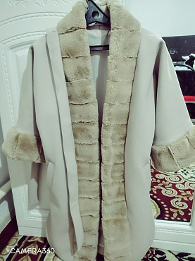 Продам женское пальто демисезонное. Алматы
