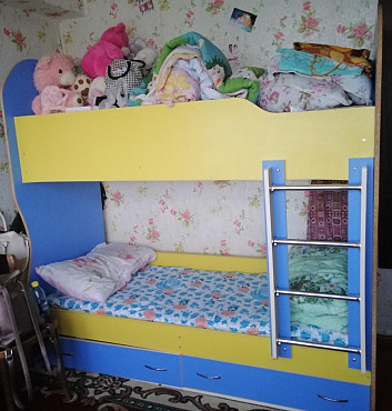 продам двухъярусную детскую кровать Балхаш