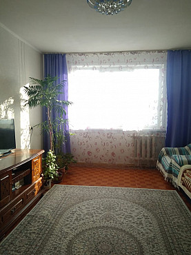 3-х комнатная квартира в центре Усть-Каменогорск