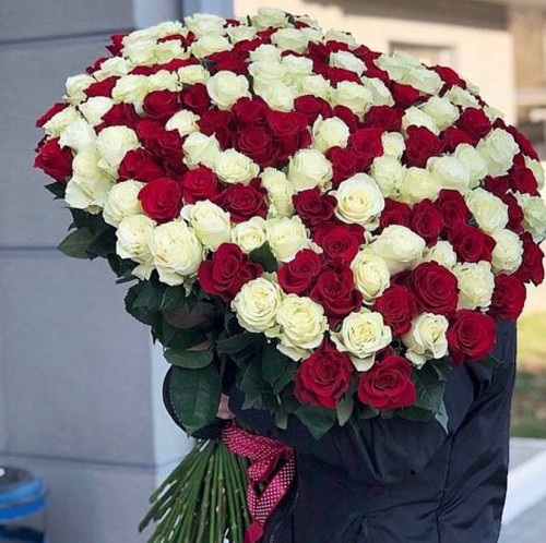 Цветы букет розы доставка цветов Алматы
