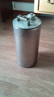 Продам канистру- бочку из нержавейки 15 литров с герметичной крышкой для питьевой воды. Усть-Каменогорск