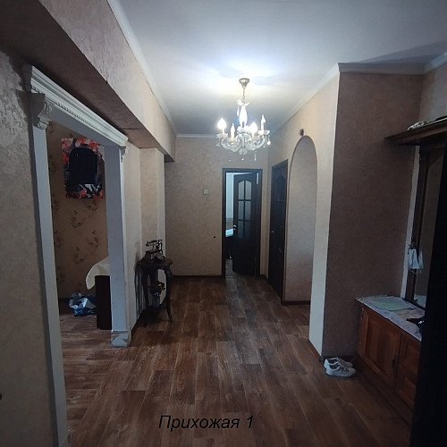 Продам трехкомнатную квартиру в районе пересечения улиц Кисловодская — Левского Алматы