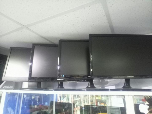 Мониторы 22" дюймовые VGA DVI ( манитор экран ) Алматы