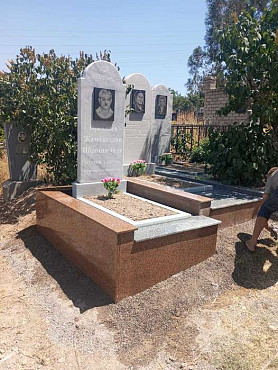 Изготовление памятников в Шымкенте из гранита и мрамора любой сложности Шымкент