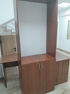 Продам офисные столы 4 штуки Астана