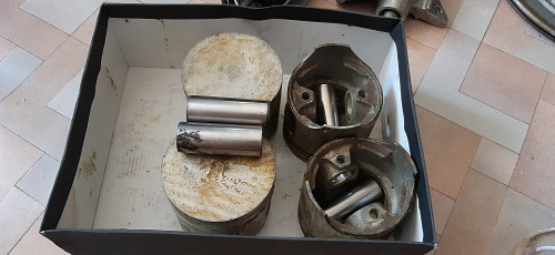 продаю Поршня, пальцы, кольца, Вкладывши Караганда