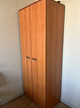 Срочно продается комплект офисной мебели Алматы