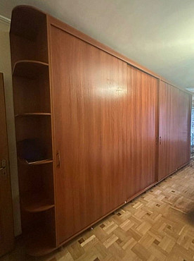 Продам большой шкаф-купе (4850длина х60ширина х высота 2.55) Алматы