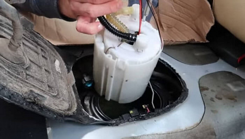 Производим замену топливных фильтров, бензонасосов, сетки в баке. Диагностируем топливный насос. В н Караганда