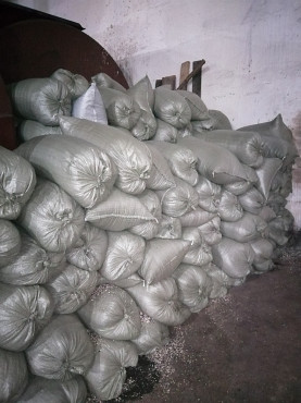 Шелуха лузга подсолнечника в мешках продам Алматы