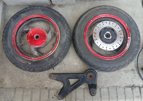 Запчасти на скутер Китаец 100-150куб диски тормоза вариатор ремень. Алматы