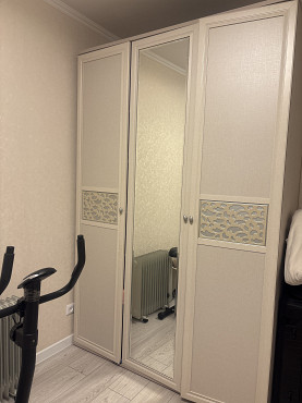 Продам Шкаф трех дверный Караганда