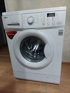 Продам стиральную машину Lg на 6кг Семей
