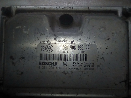 ЭБУ двигателя Golf-4 VAG 06A 906 032 AR. ME7.5. Алматы