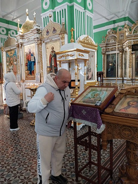 Подайте прошение в церковь на молебен исповеднику Иоанну Оленевскому Подайте записку о здравии с мол Алматы