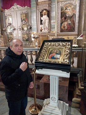 Подайте прошение в церковь на молебен преподобному Далмату Исетскому Подайте записку о здравии и бла Алматы